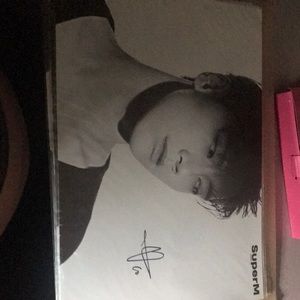 Super M group pop stars autographed pictures originals
